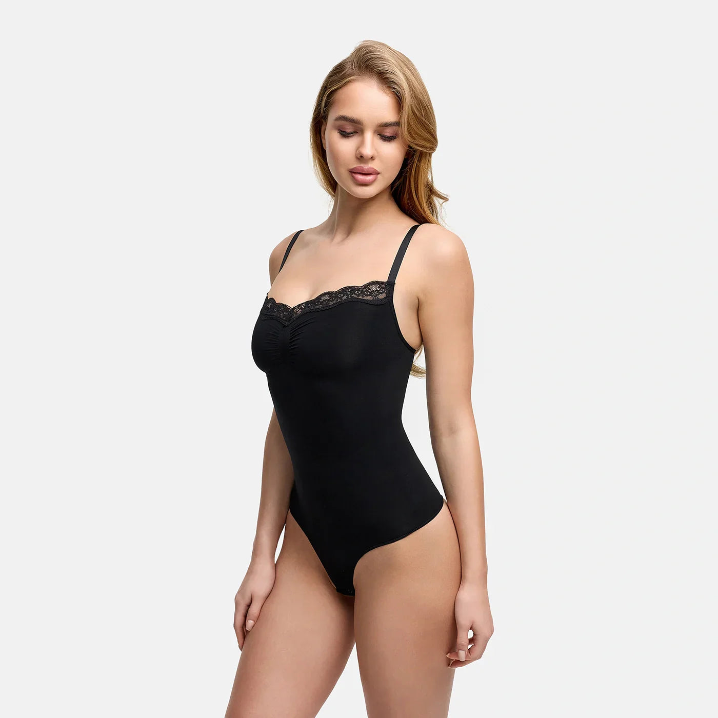 N° 704 - Body modelujące z koronką