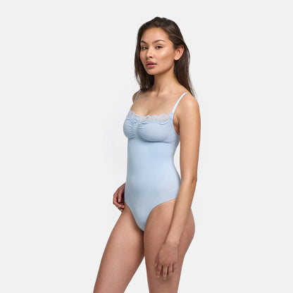 N° 704 - Body modelujące z koronką