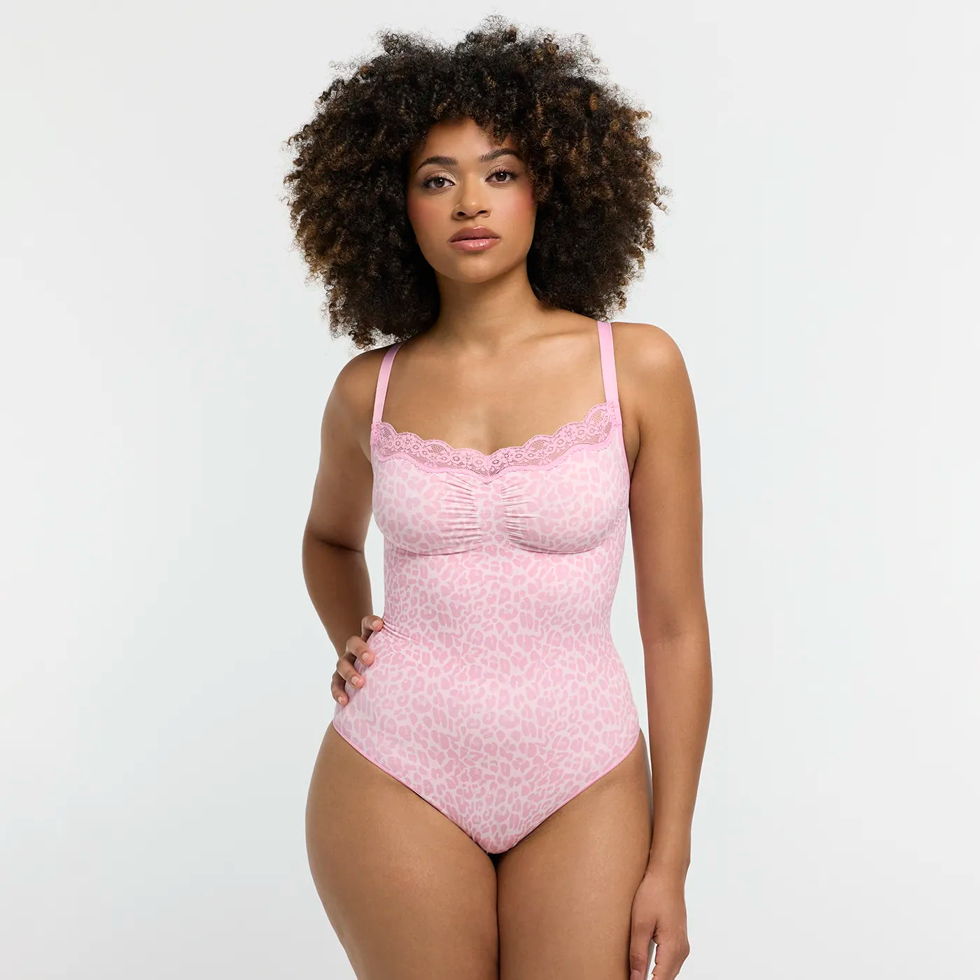 N° 704 - Body modelujące z koronką
